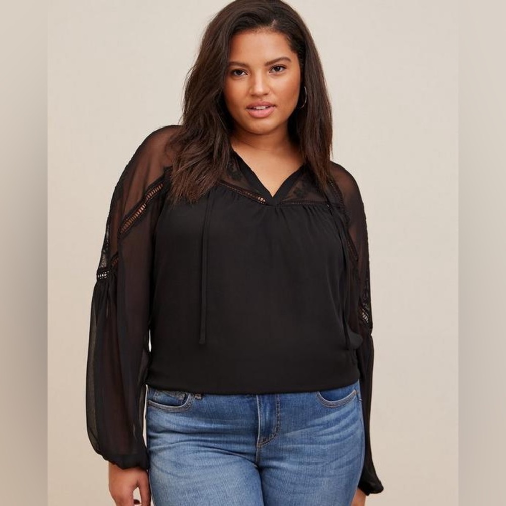 Torrid Crinkle Chiffon Embroidered Peasant Top